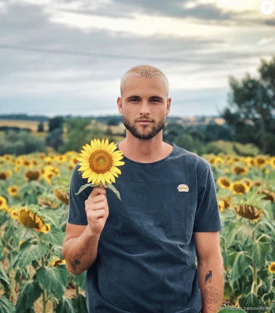 Hugomanos Les Princes Et Les Princesses De L amour Bastien Grimal (Secret Story 10) en couple avec Kellyn Sun, rencontrée sur  le tournages des Princes et des Princesses de l'amour, saison 8 - Instagram  - Purepeople