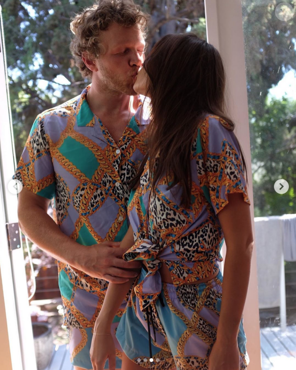 Emily Ratajkowski et son mari Sebastien Bear-McClard. Mai 2020.