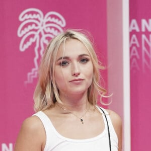 Chloé Jouannet - Photocalls Canneseries saison 3 au Palais des Festivals à Cannes, le 11 octobre 2020. © Norbert Scanella / Panoramic / Bestimage