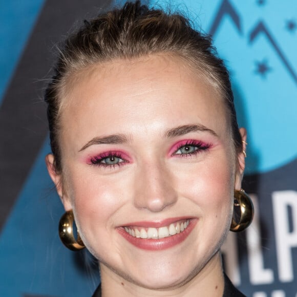 Chloe Jouannet au photocall du jury lors du 23ème festival international du film de comédie de l'Alpe d'Huez, le 18 janvier 2020. © Cyril Moreau/Bestimage