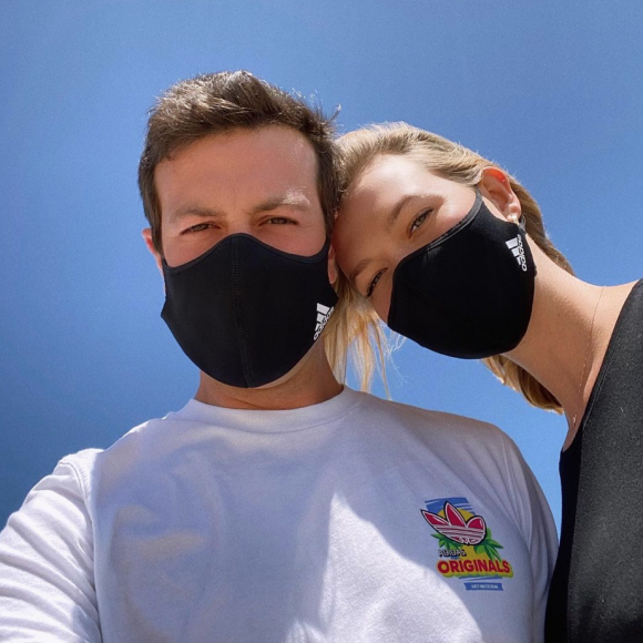 Karlie Kloss et son mari Joshua Kushner, le beau-frère d'Ivanka Trump. Juillet 2020.