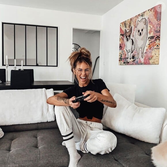 Adixia, ex-compagne de Paga (Les Marseillais), annonce sa rupture avec son compagnon le DJ Jim Zerga.
