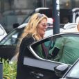 Exclusif - Loana Petrucciani quitte l'aérogare d'Orly Ouest puis monte dans un taxi le 13 septembre 2018.