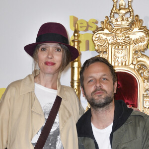 Anne Marivin enceinte et son compagnon Joachim Roncin - Avant première du film "Les Minions" au Grand Rex à Paris le 23 juin 2015. 