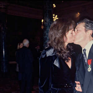 Archives - Alain Delon et Rosalie à l'Elysée- Remise de la Légion d'Honneur