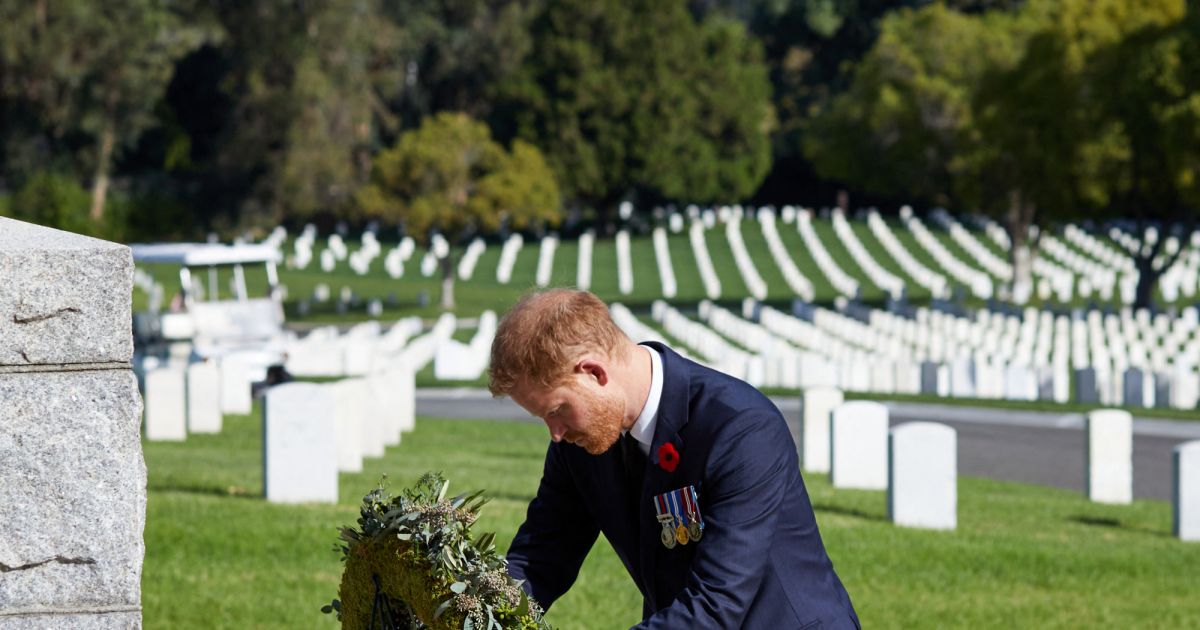 Le prince Harry au cimetière national de Los Angeles le 8 novembre 2020
