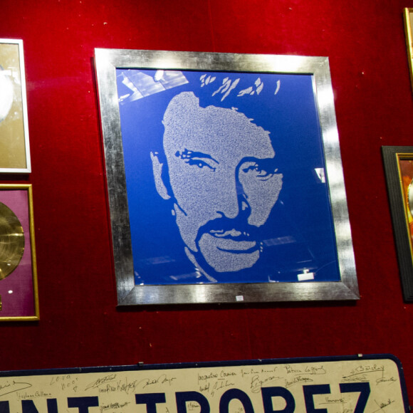 Exclusif - Vente aux enchères d'objets ayant appartenu à Johnny Hallyday et à quelques idoles de la chanson française et internationale. Paris à l'hôtel des Ventes de Drouot le 20 octobre 2018. © Pierre Perusseau/Bestimage