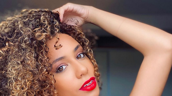 Miss France 2021 : Lyna Boyer, élue Miss Réunion 2020, a été victime de harcèlement scolaire