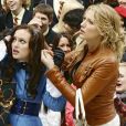Blake Lively et Leighton Meester dans la première saison originale de la série "Gossip Girl". 2007.