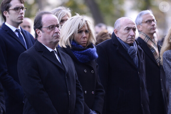 François Hollande, Brigitte Macron, Gérard Collomb, ministre de l'interieur - Bataclan - Commémoration du second anniversaire des attentats du 13 novembre 2015 à Paris le 13 novembre 2017. © Eliot Blondet / Pool / Bestimage