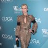 Charlize Theron lors du photocall de la soirée CDGA (Costume designers Guild Awards) à Los Angeles le 28 janvier 2020.