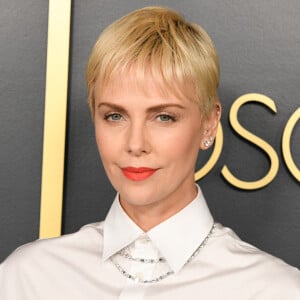 Charlize Theron lors du photocall de la 92ème édition du déjeuner des nominés aux Oscars au Ray Dolby Ballroom à Los Angeles, Californie, Etats-Unis, le 27 janvier 2020. © Billy Bennight/Zuma Press/Bestimage