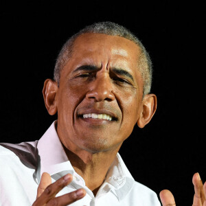 L'ancien président des Etats-Unis Barack Obama en meeting de soutien pour le candidat du parti démocrate Joe Biden à l'Université internationale de Floride à Miami. Le 2 novembre 2020.