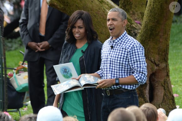 Barack Obama et sa femme Michelle Obama lors de la traditionnelle chasse aux oeufs de Pâques de la Maison Blanche à Washington, le 28 mars 2016. © Christy Bowe/Globe Photos/Zuma Press/Bestimage