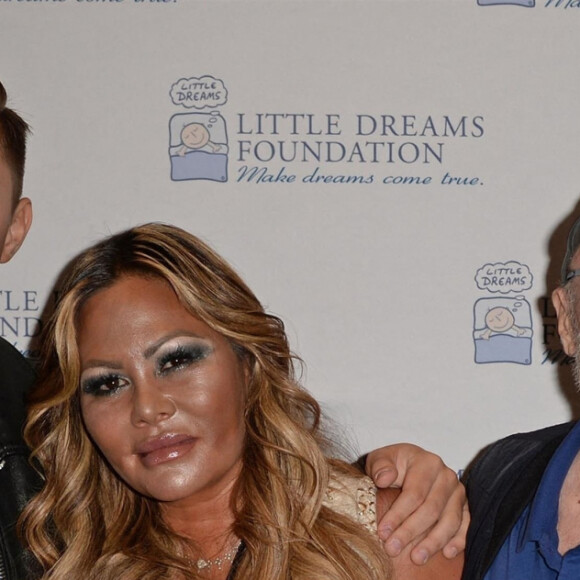 Phil Collins, sa femme Orianne Collins et son fils Nick Collins à la conférence de presse de Little Dreams Foundation au Satai à Miami. Le 2 octobre 2018.