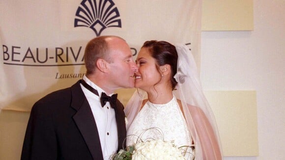 Phil Collins : Le nouvel époux de son ex surpris torse nu dans la maison du chanteur