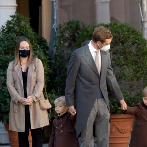 Stefano Casiraghi, Pierre Casiraghi, Francesco Casiraghi, Beatrice Borromeo (habillée en Dior) - La famille princière assiste à une cérémonie de remise de médaille dans la cours du Palais de Monaco lors de la Fête Nationale 2020 de la principauté de Monaco le 19 novembre 2020. © David Nivière / Pool / Bestimage
