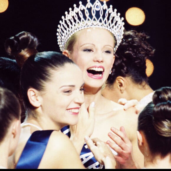 Archives - Elodie Gossuin, Miss Picardie élue Miss France 2001 à Monaco