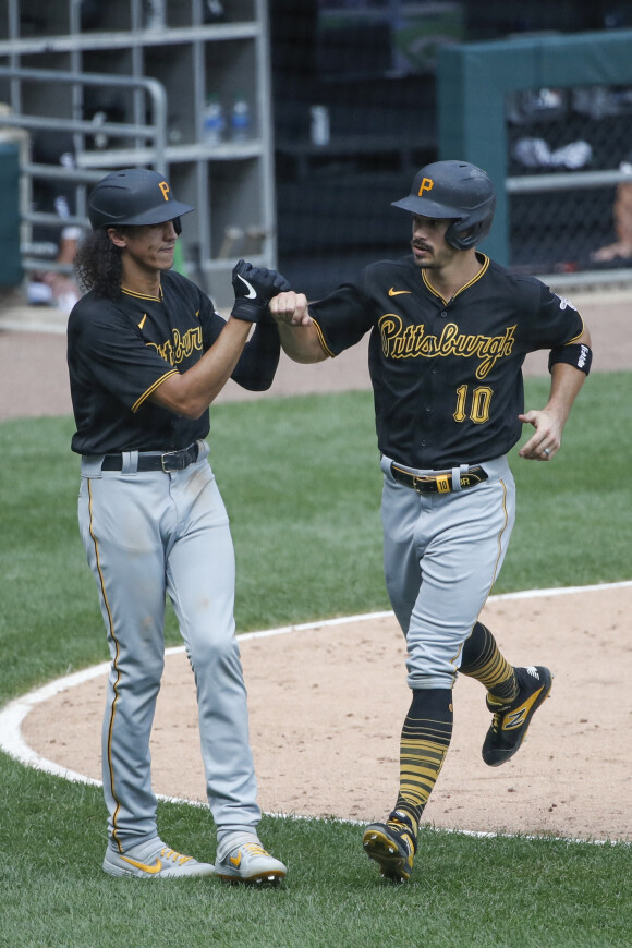 Cole Tucker et Bryan Reynolds - Les Pittsburgh Pirates contre les Chicago White Sox au Guaranteed Rate Field. Chicago. Le 26 août 2020. @Kamil Krzaczynski/UPI/ABACAPRESS.COM