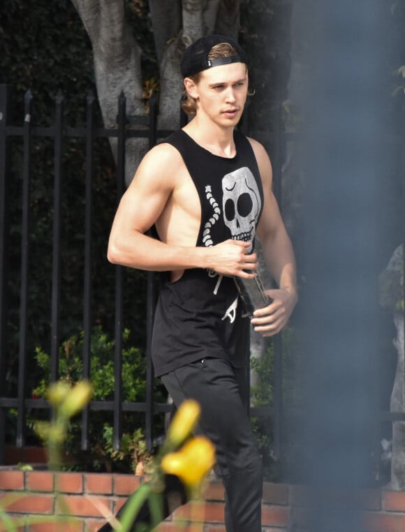 Exclusif - Austin Butler, nouvellement célibataire, quitte son cours de gym à Studio City. Le 5 décembre 2016.