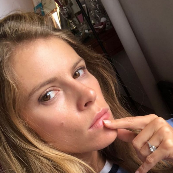 Le 1er septembre 2018, l'influenceuse, journaliste et égérie street style Monica Ainley, disait oui à Marc de la Villardière.
