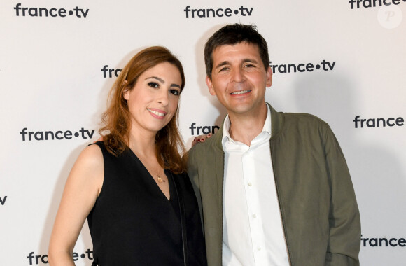 Léa Salamé et Thomas Sotto au photocall de la conférence de presse de France 2 au théâtre Marigny à Paris le 18 juin 2019 © Coadic Guirec / Bestimage