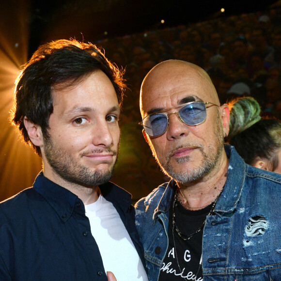 Exclusif - Pascal Obispo et Vianney - Backstage artistes - Direct de l'émission "Tous ensemble pour la musique" pour la fête de la musique 2020 à l'AccorHotels Arena à Paris le 19 juin 2020. © Cyril Moreau / Veeren Ramsamy / Bestimage