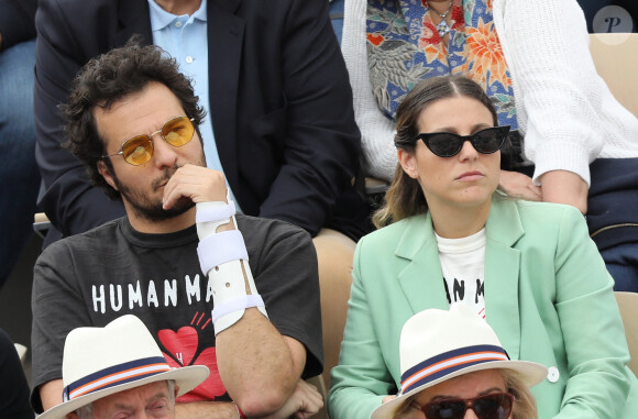 Amir Haddad et sa femme Lital - Célébrités dans les tribunes des internationaux de France de tennis de Roland Garros à Paris, France, le 9 juin 2019. © Jacovides-Moreau/Bestimage 