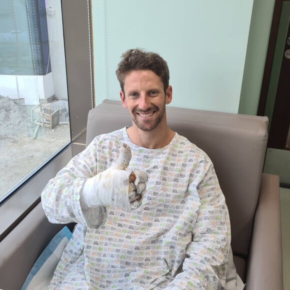 Romain Grosjean donne de ses nouvelles depuis l'hôpital militaire de Bahreïn, sur Instagram, décembre 2020.