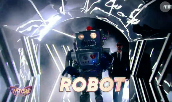 Le Robot dans l'émission "Mask Singer".