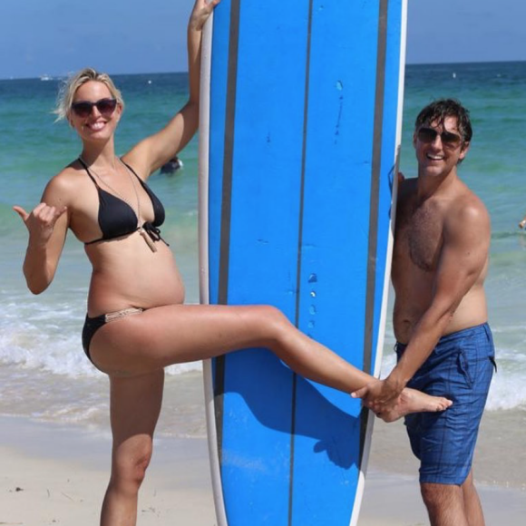 Karolina Kurkova, enceinte en 2015.