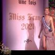   Miss Normandie   :   Amandine Petit  lors du défilé des 5 finalistes de Miss France 2021 le 19 décembre 2020 sur TF1