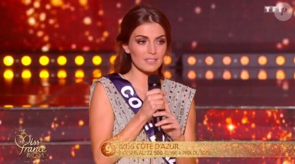 Miss Côte d'Azur : Lara Gautier lors du discours des 5 finalistes de Miss France 2021 le 19 décembre sur TF1