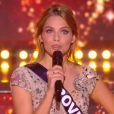   Miss Provence   :   April Benayoum   lors du discours des 5 finalistes de Miss France 2021 le 19 décembre sur TF1