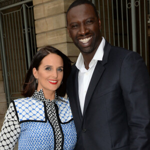 Info ( Omar Sy bientôt papa pour la 5 ème fois, sa femme Hélène est enceinte) - NO TABLOID - Semi-exclusif - Omar Sy (ambassadeur de la marque) et sa femme Hélène - Inauguration de la boutique Audemars Piguet, 15 rue Royale, et présentation de la nouvelle collection Royal Oak Yellow Gold, à Paris, le 26 mai 2016. © Rachid Bellak/Bestimage