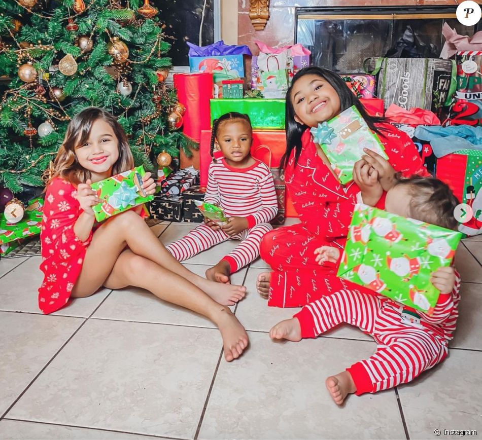 Le premier Noël de M. Pokora papa (décembre 2020).