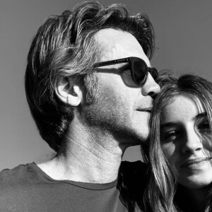 Emmanuel Philibert de Savoie pose avec sa fille sur Instagram.