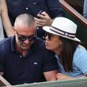 Amel Bent et son mari Patrick Antonelli dans les tribunes des internationaux de tennis de Roland Garros à Paris, France. © Dominique Jacovides - Cyril Moreau/Bestimage