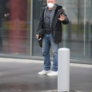 Philippe Etchebest à la sortie des studios de RMC à Paris le 11 décembre 2020.