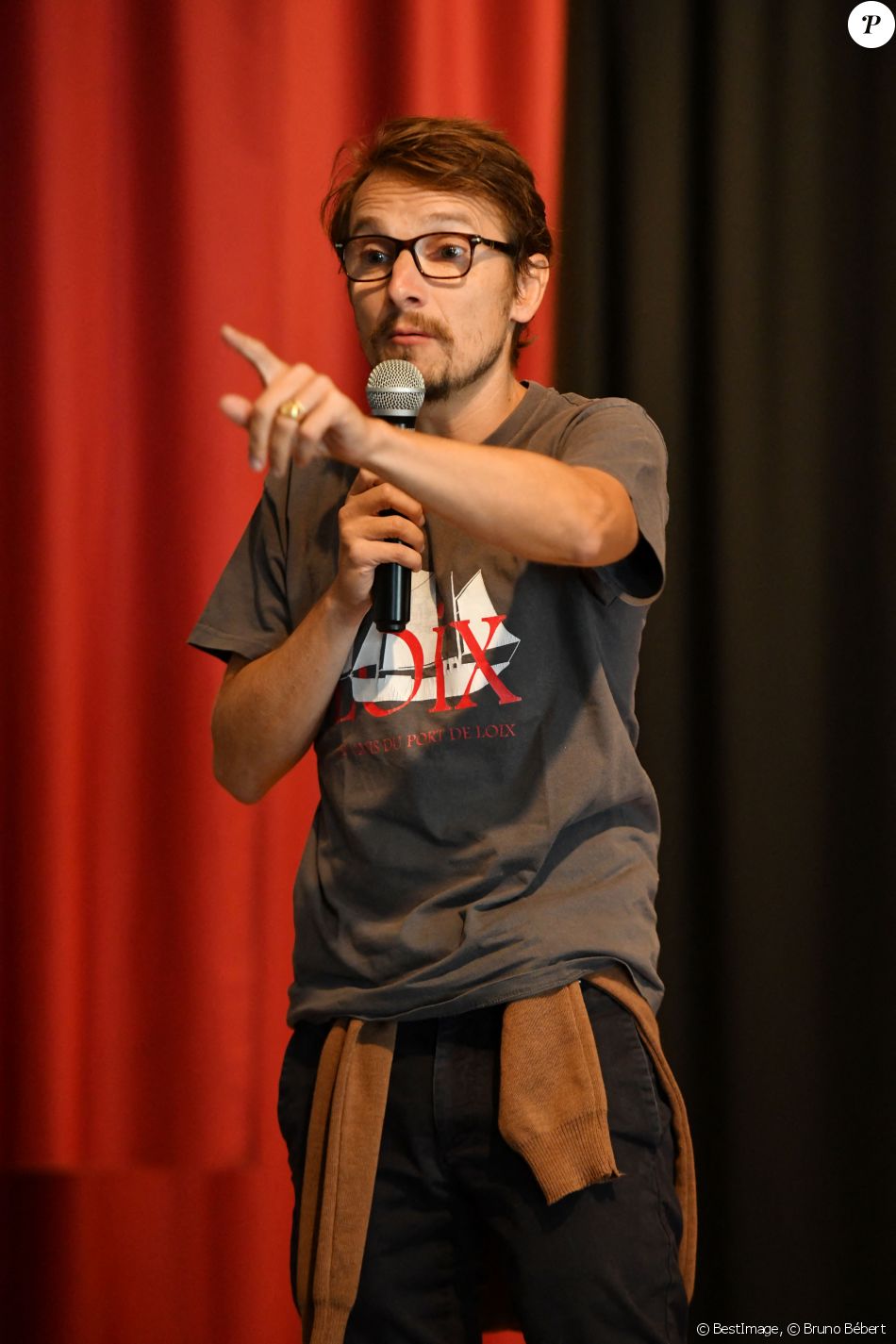 Lorant Deutsch a rencontré les élèves niçois de 4eme et 3eme du collège Don Bosco dans le cadre de l'opération "Théâtre pour Tous" à Nice, le 4 octobre 2019. © Bruno Bébert/Bestimage
