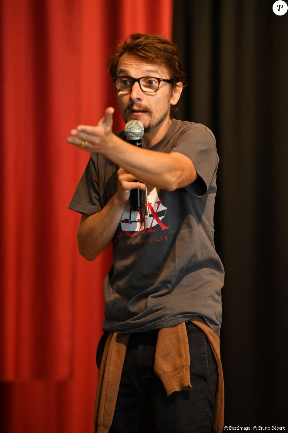 Lorant Deutsch a rencontré les élèves niçois de 4eme et 3eme du collège Don Bosco dans le cadre de l'opération "Théâtre pour Tous" à Nice, le 4 octobre 2019. © Bruno Bébert/Bestimage