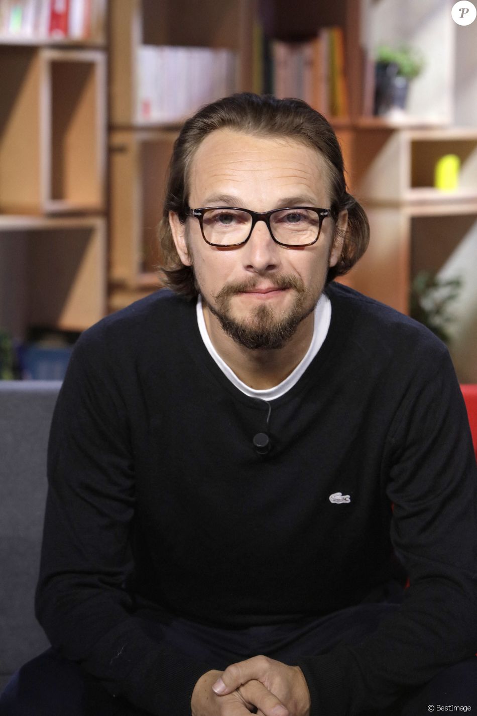 Portrait de Lorant Deutsch (sur le plateau de l'émission TV "La Grande Librairie" sur France 5). Le 24 octobre 2018