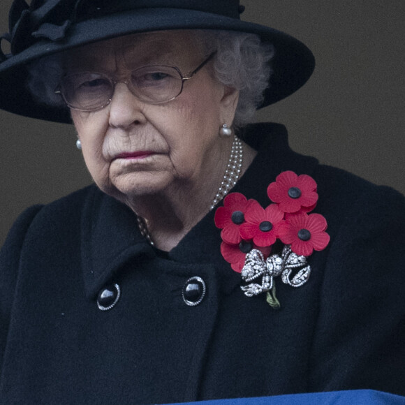 La reine Elisabeth II d'Angleterre lors de la cérémonie de la journée du souvenir (Remembrance Day) à Londres le 8 novembre 2020. 