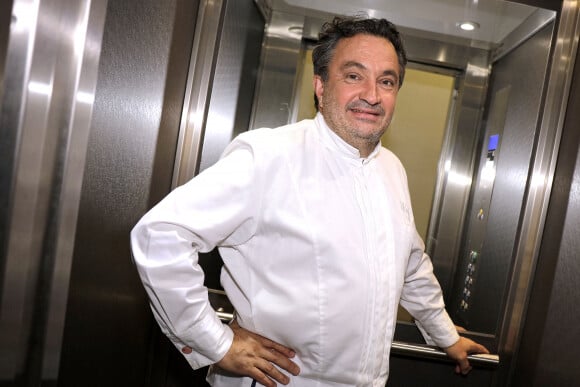 Le chef cuisinier Yves Camdeborde en rendez-vous à Paris.