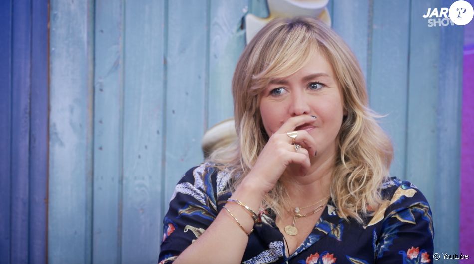 Enora Malagré avoue à Jarry dans son "Jarry Show" avoir été draguée par des invités de "Touche pas à mon poste".