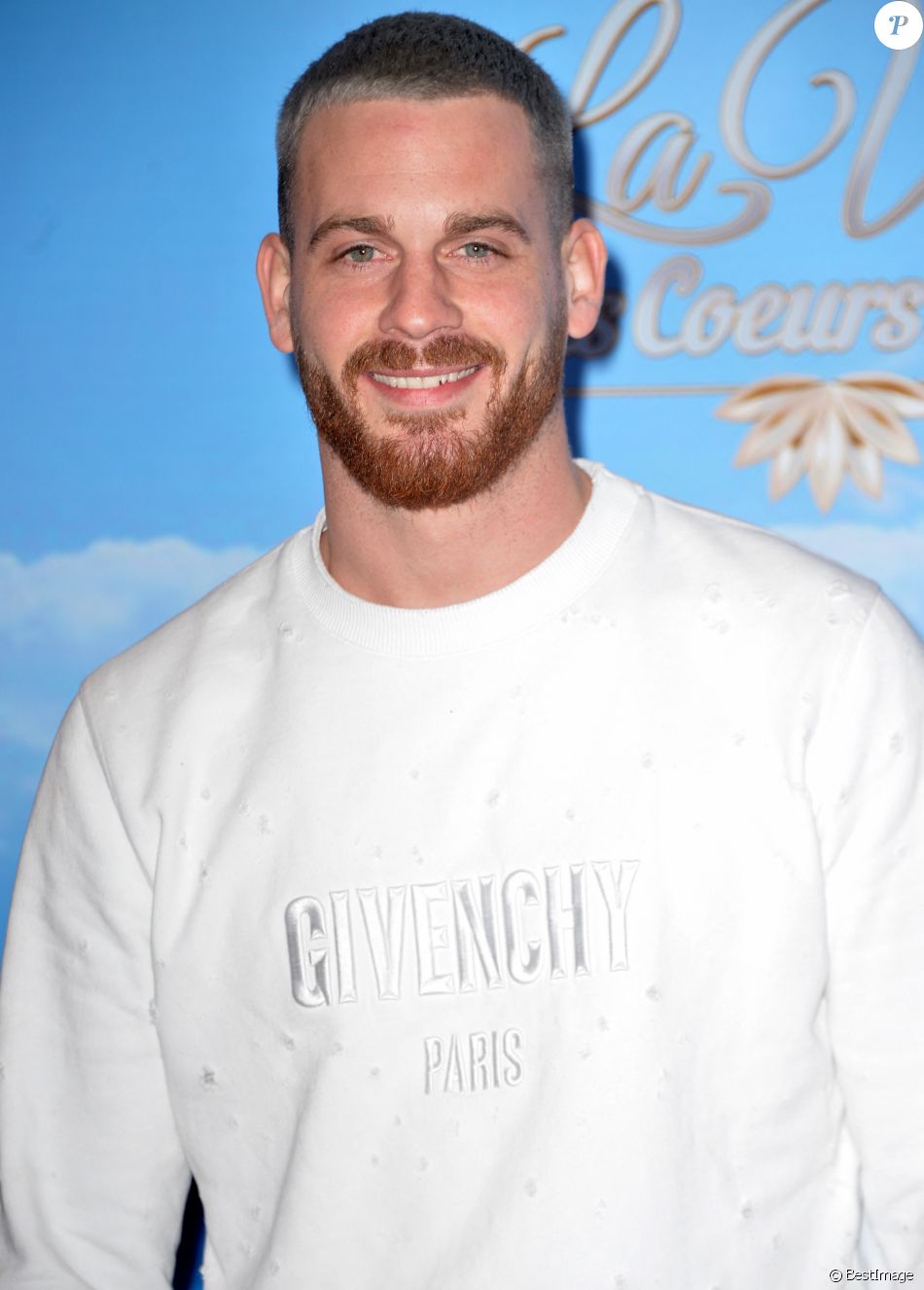 Raphaël Pépin (Les Anges 7) - David Guetta mixe pour la réouverture du "Queen" à Paris le 2 septembre 2015.
