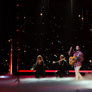 Exclusif - Kendji Girac - Enregistrement de l'émission "La Lettre", présentée par S.Davant, qui sera diffusée le 16 janvier 2021 sur France 2. Le 16 octobre 2020 © Cyril Moreau / Bestimage