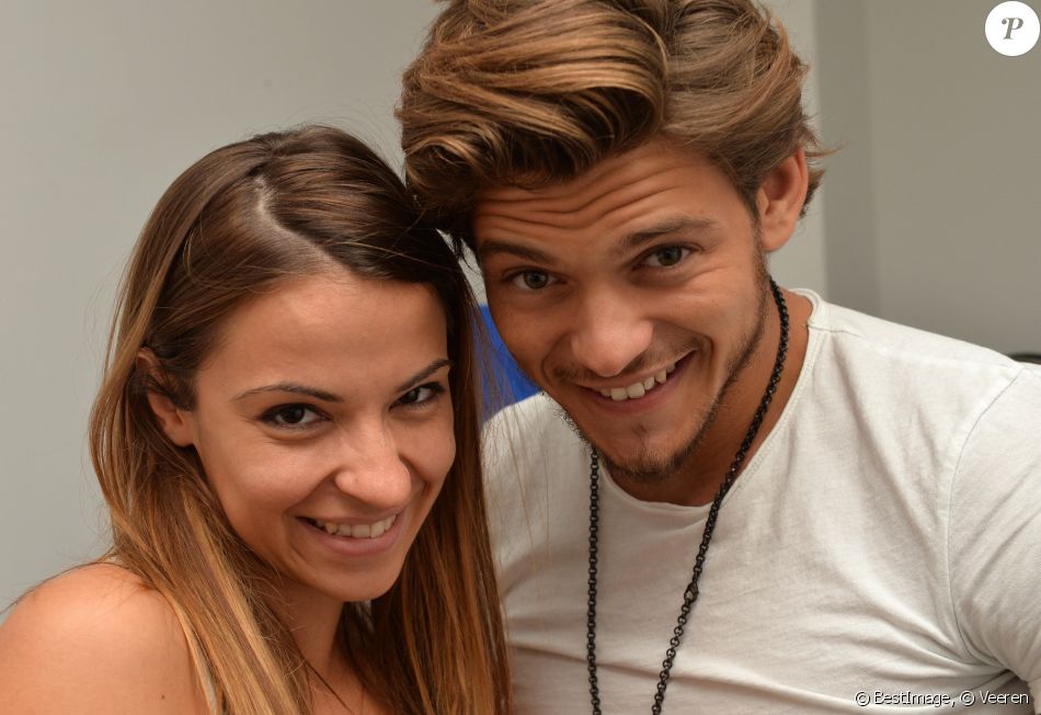 Denitsa Ikonomova et Rayane Bensetti lors de la soirée Experience PlayStation VR à Paris, France, le 13 octobre 2016. © Veeren/Bestimage
