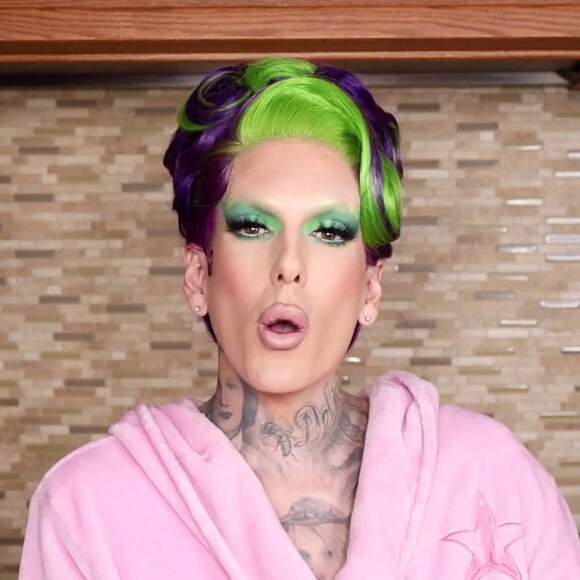 Jeffree Star dément sa liaison supposée avec Kanye West.
