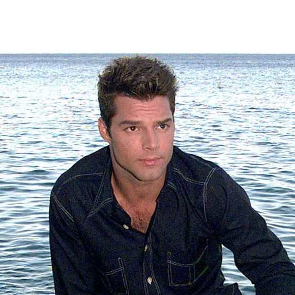 Ricky Martin dans une émission de Thierry Ardisson sur France 2.